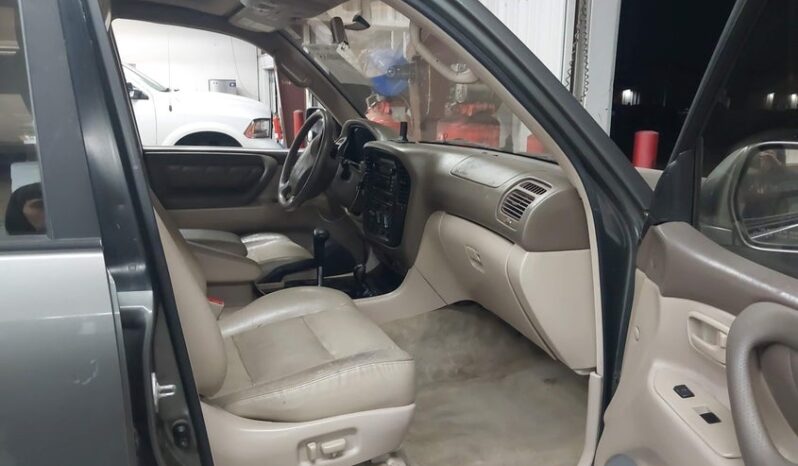 
								2000 Toyota Land cruiser full									