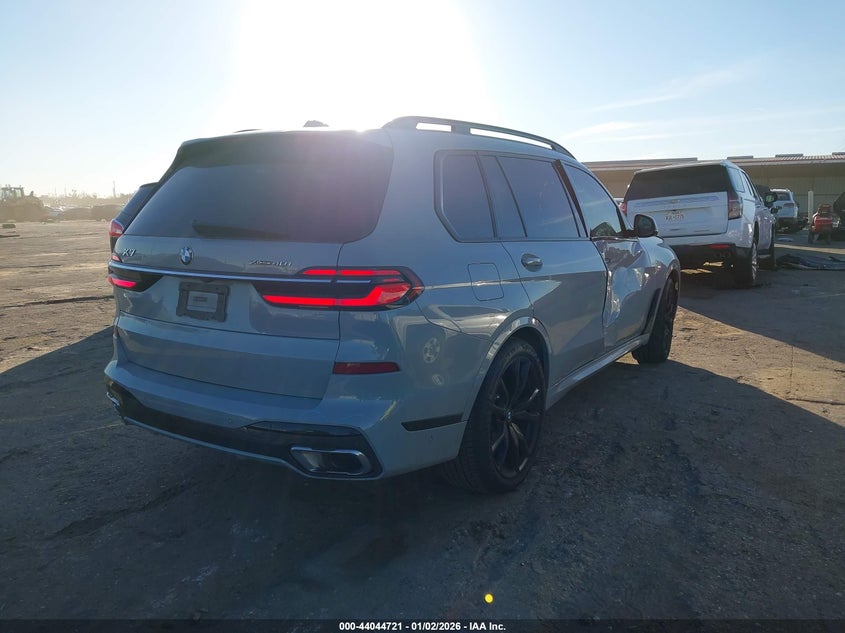 2024 BMW X7