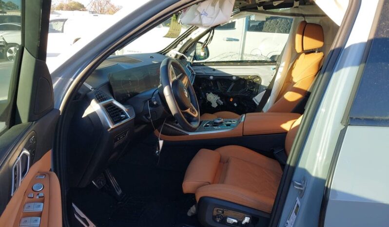 
								2024 BMW X7 full									