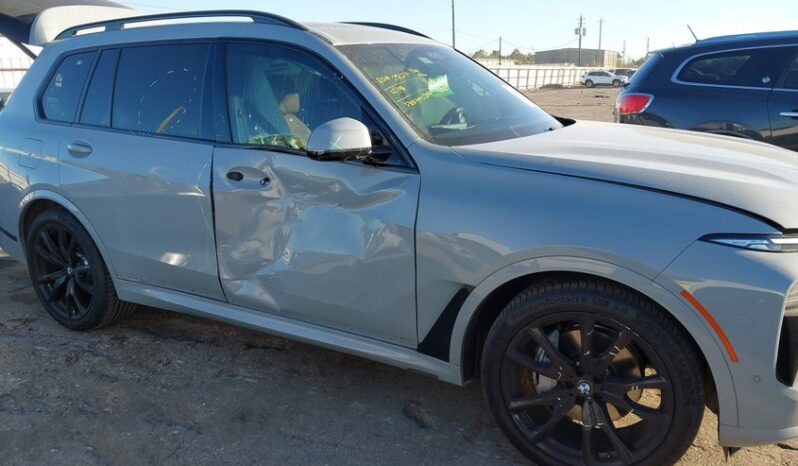 
								2024 BMW X7 full									