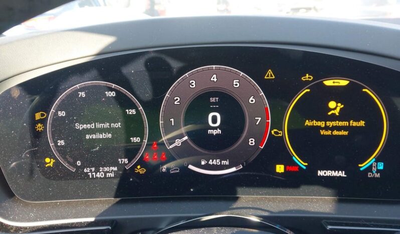 
								2025 Porsche Cayenne full									