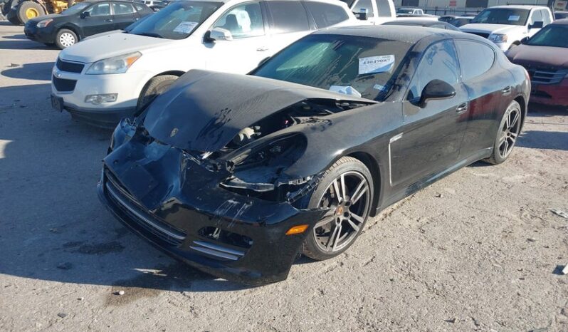 
								2013 Porsche Panamera full									