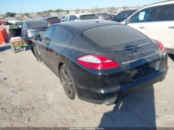 
										2013 Porsche Panamera full									