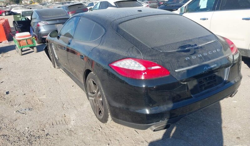 
								2013 Porsche Panamera full									