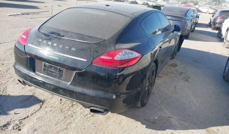 
								2013 Porsche Panamera full									