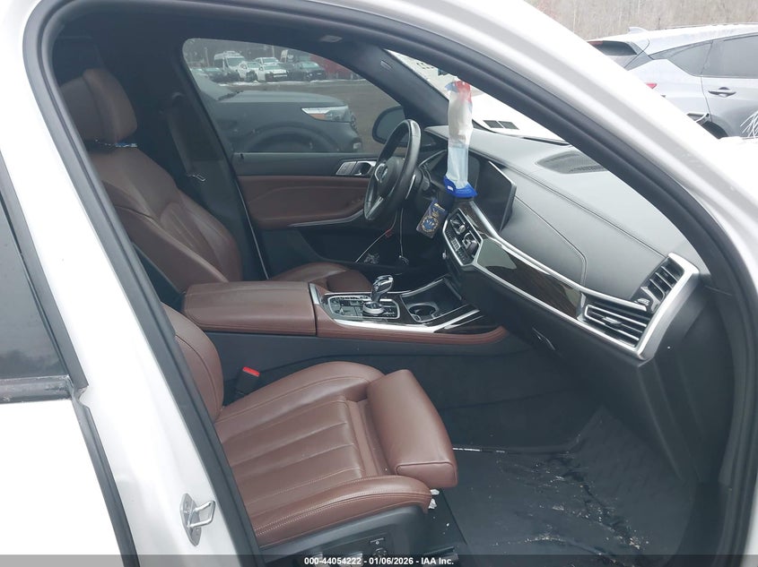 2020 BMW X7