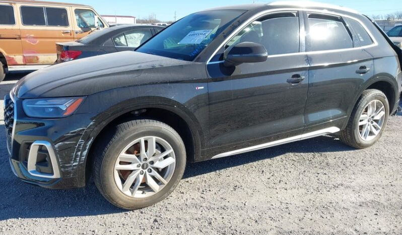 
								2022 Audi Q5 full									