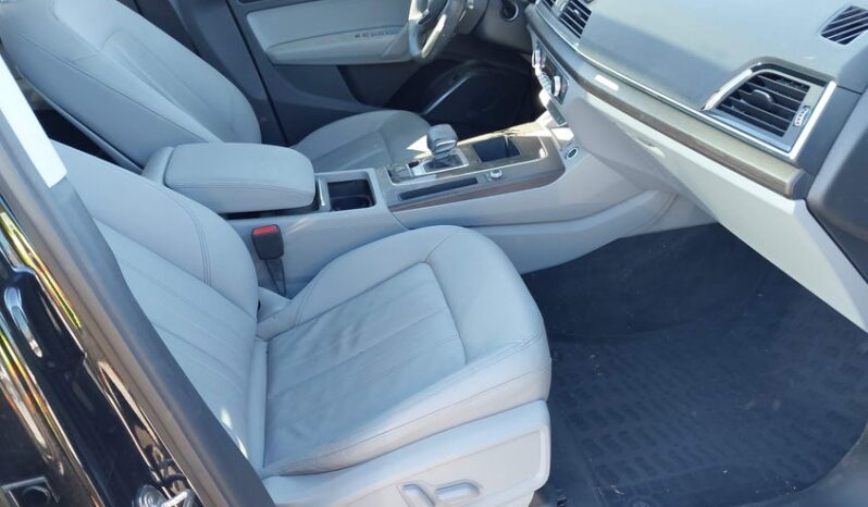 
								2022 Audi Q5 full									