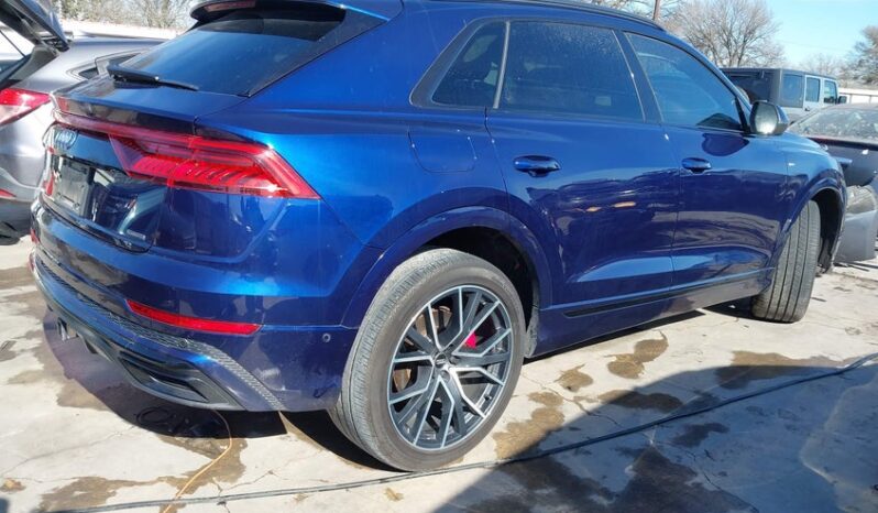 
								2019 Audi Q8 full									