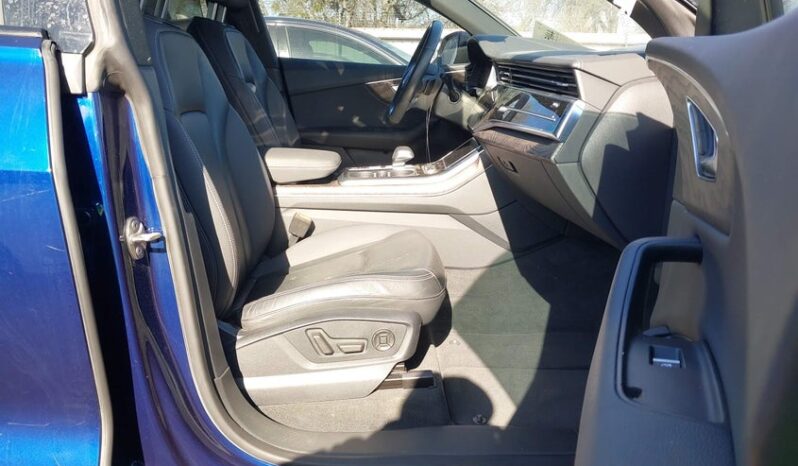 
								2019 Audi Q8 full									
