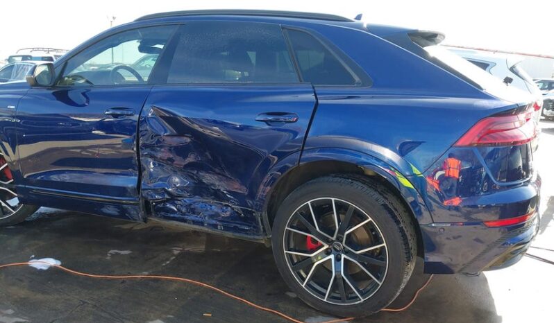 
								2019 Audi Q8 full									