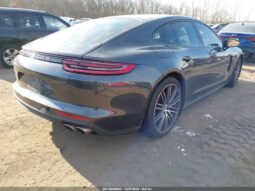 
										2017 Porsche Panamera full									