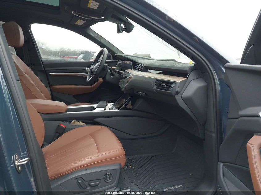 2024 Audi Q8