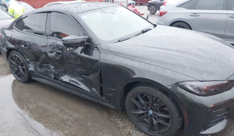 
								2022 BMW I4 full									