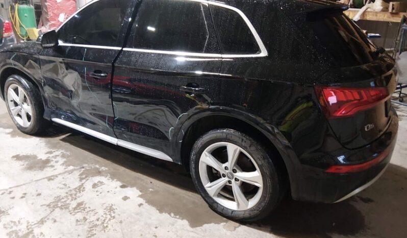 
								2020 Audi Q5 full									