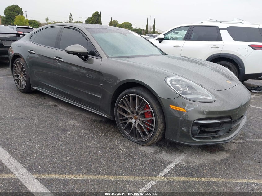 2023 Porsche Panamera