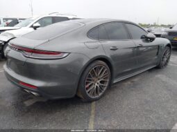 
										2023 Porsche Panamera full									