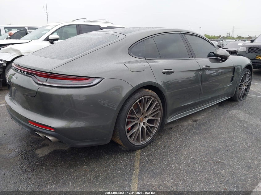 2023 Porsche Panamera