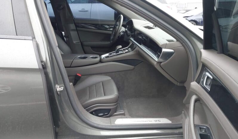 
								2023 Porsche Panamera full									