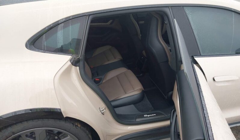 
								2023 Porsche Taycan full									
