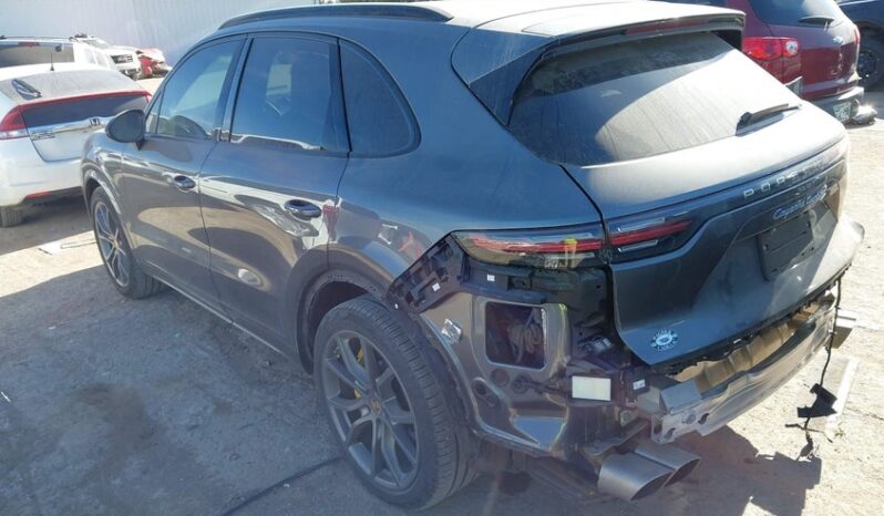 
								2019 Porsche Cayenne full									