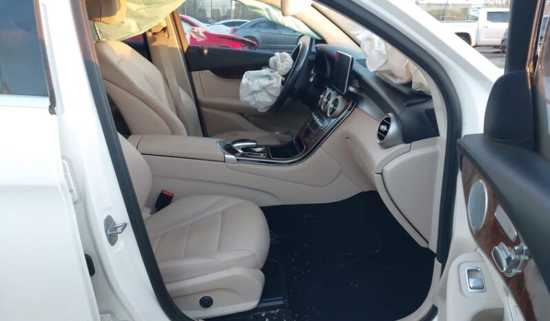 
								2019 Mercedes-benz Glc coupe full									