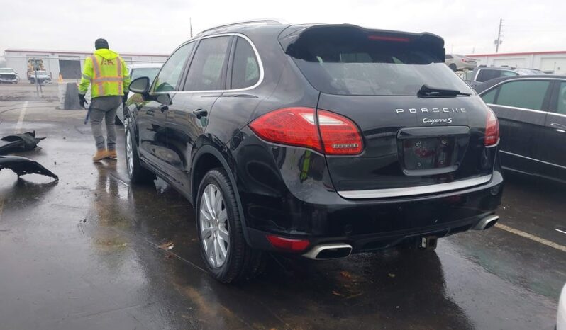 
								2012 Porsche Cayenne full									