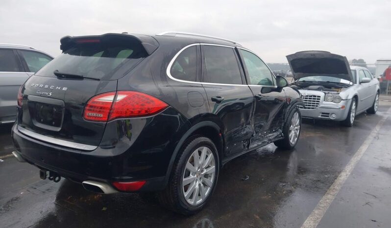 
								2012 Porsche Cayenne full									