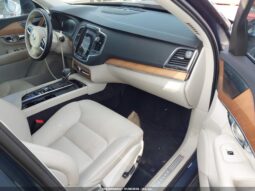 
										2021 Volvo Xc90 full									