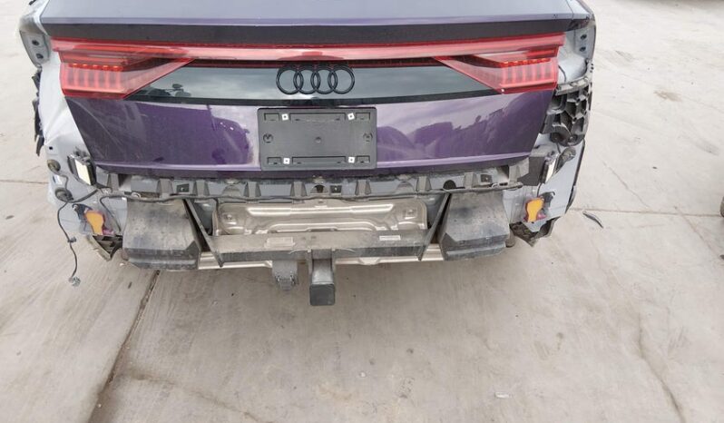 
								2021 Audi Q8 full									