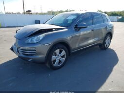 
										2014 Porsche Cayenne full									