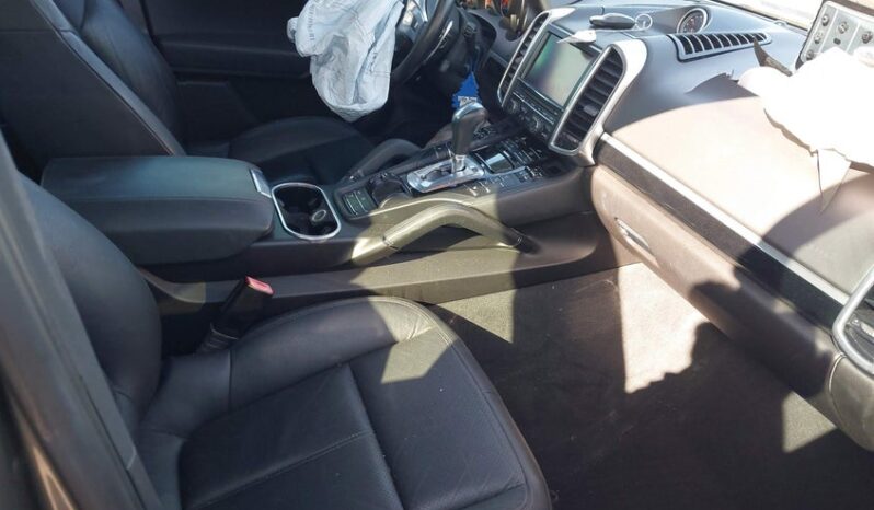 
								2014 Porsche Cayenne full									