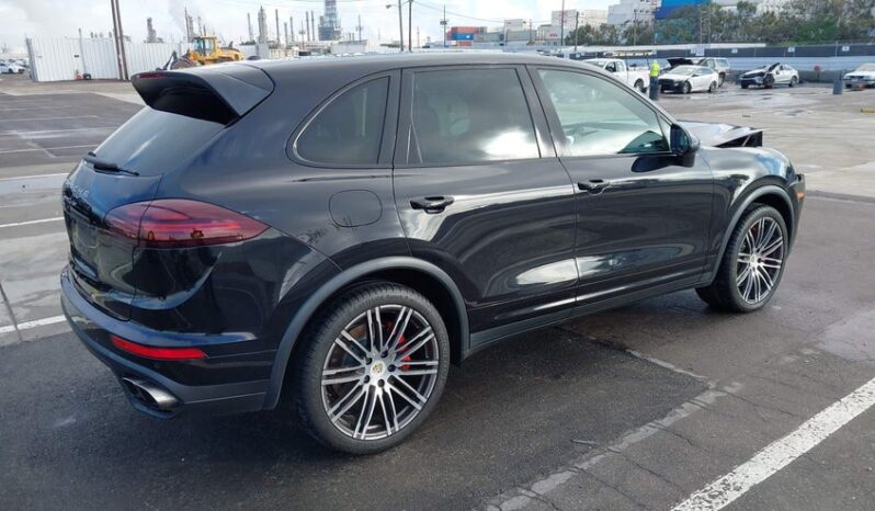 
								2016 Porsche Cayenne full									