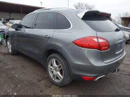 
										2014 Porsche Cayenne full									