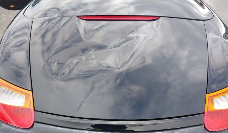 
								2000 Porsche Boxster full									