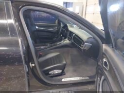 
										2016 Porsche Panamera full									