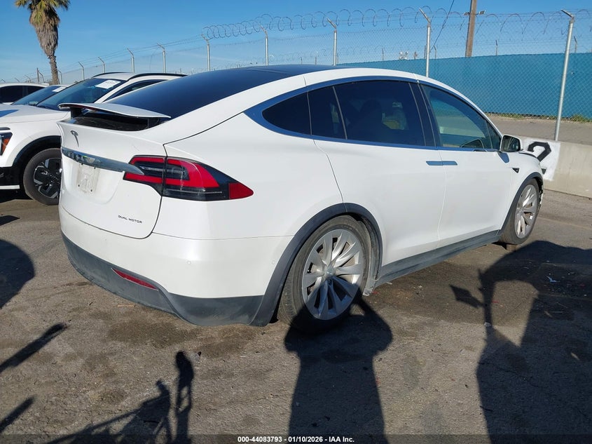 2021 Tesla Model x