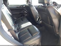 
										2017 Porsche Cayenne full									
