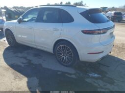 
										2021 Porsche Cayenne full									