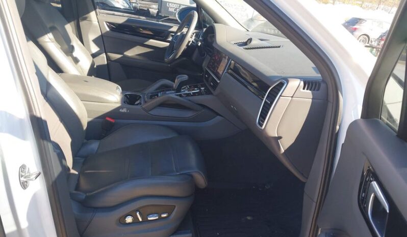 
								2021 Porsche Cayenne full									