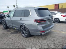 
										2025 BMW X7 full									