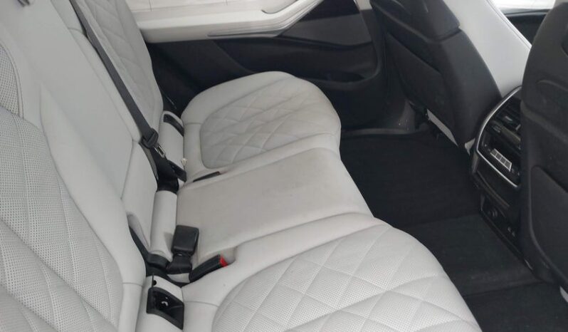 
								2025 BMW X7 full									
