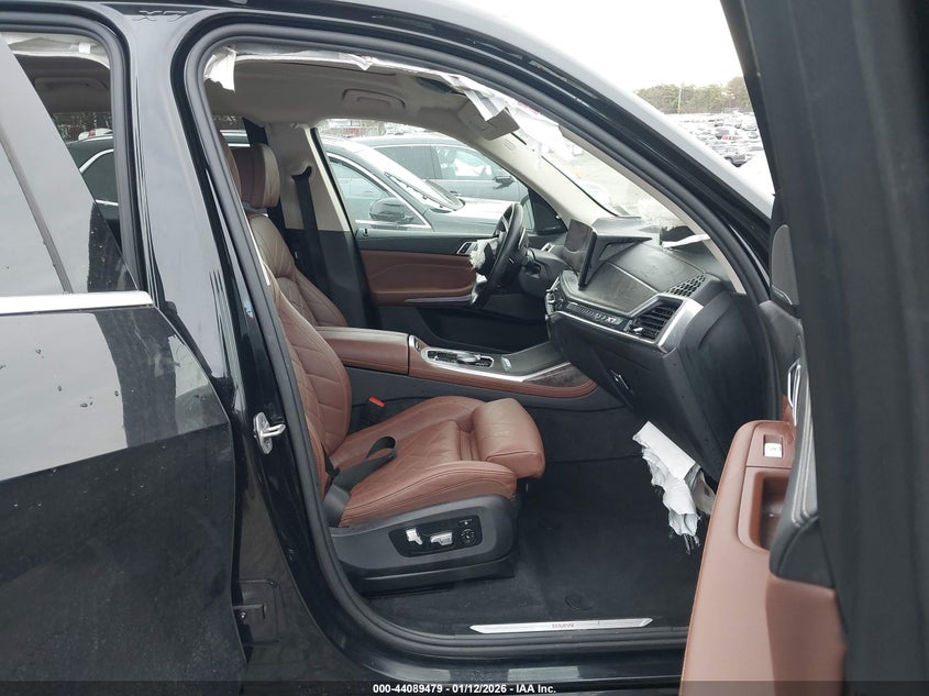 2024 BMW X7