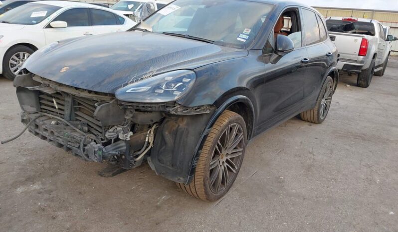 
								2018 Porsche Cayenne full									