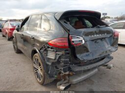 
										2018 Porsche Cayenne full									