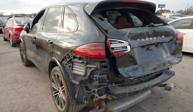 
								2018 Porsche Cayenne full									