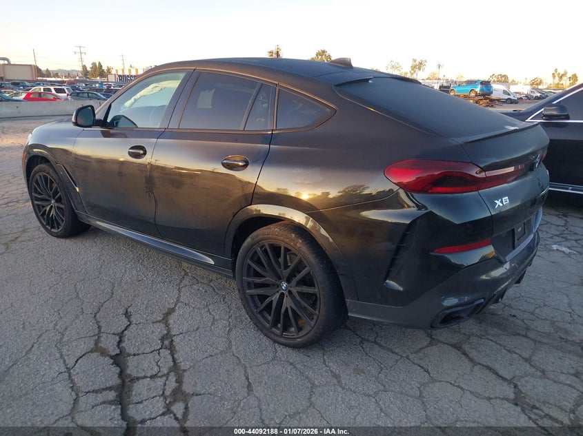 2022 BMW X6