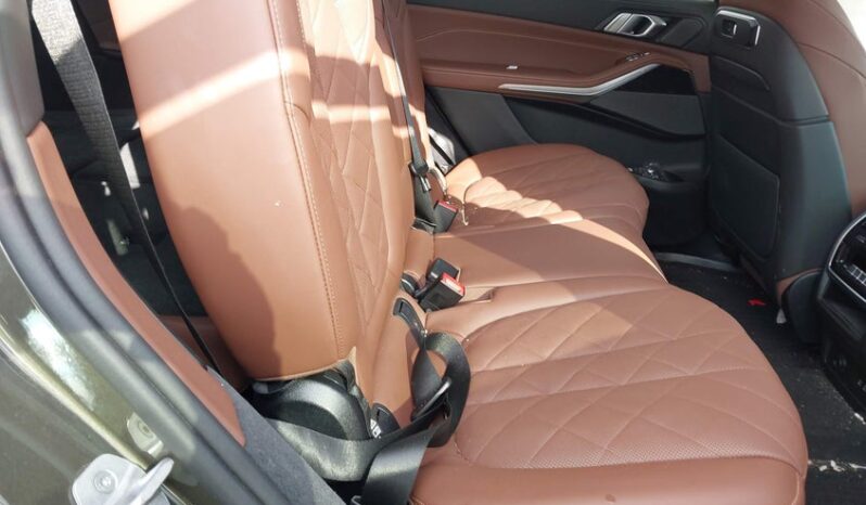 
								2025 BMW X7 full									