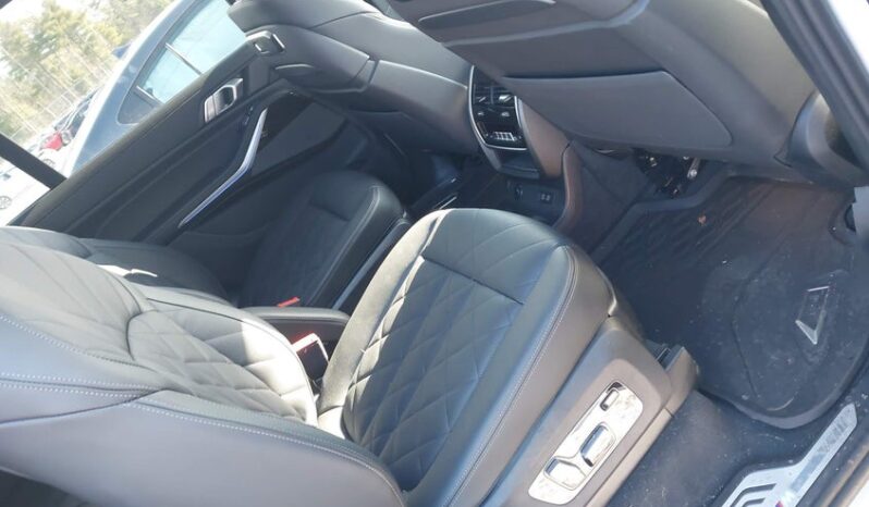 
								2025 BMW X7 full									