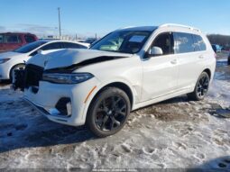 
										2022 BMW X7 full									